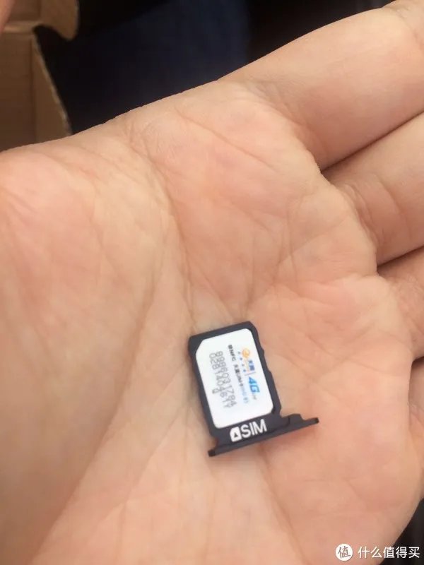 无限流量卡的好朋友 — 紫米 MF885 无线4G路由器