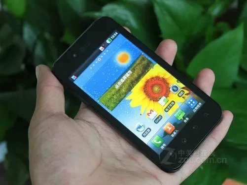 时尚纤薄更便携 不足10毫米智能手机推荐