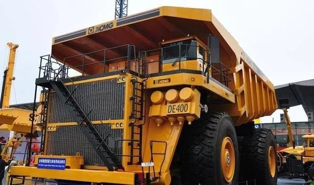 徐工de400发动机是国产的吗？