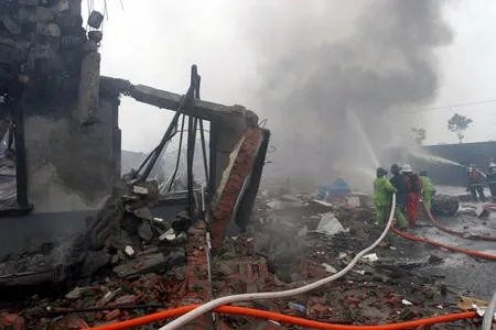 无锡小吃店爆炸致9死10伤,被爆炸波及的商铺该如何理赔?