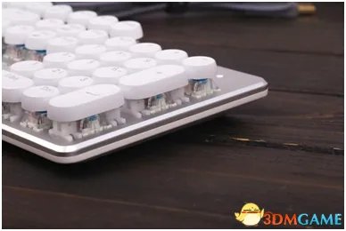 朋克蒸汽范！网际快车S100打字机键盘测评推荐