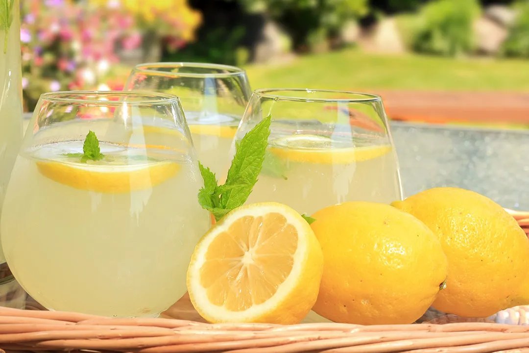 柠檬百香果蜂蜜水的功效与作用