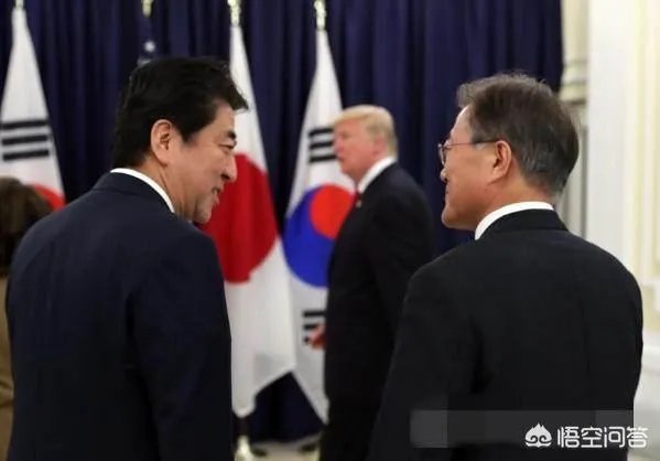 安倍与文在寅会谈遭遇“下马威”，回到日本将如何交差？