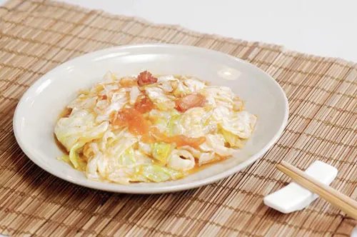 西红柿炒包菜的做法 家常西红柿炒包菜怎么做好吃