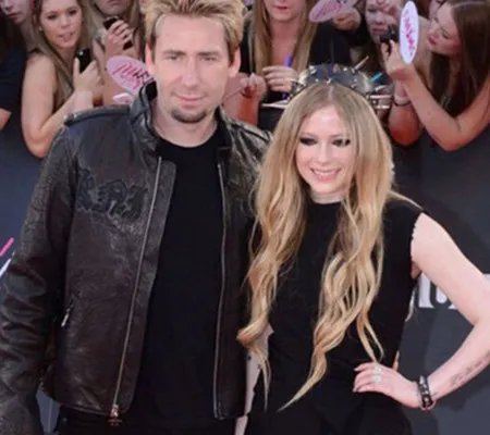 甜蜜艾薇儿老公图片 曝艾薇儿婚变