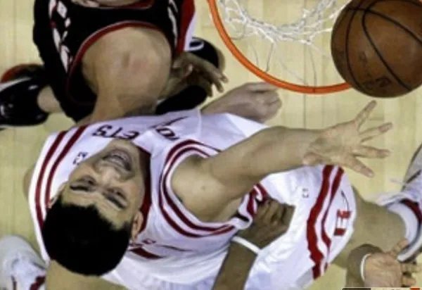 姚明慈善赛一共筹集到多少善款？这些善款的具体用途是什么？