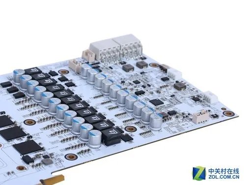 纯白的福利 影驰GTX 1070 Ti名人堂评测