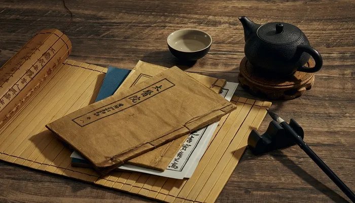 温酒斩华雄是什么意思