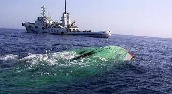 福建龙海一船只触礁沉没是怎么回事？