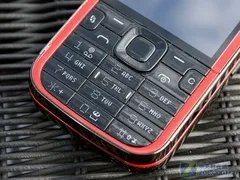 全键盘玩音乐 诺基亚5730XM徘徊于两千