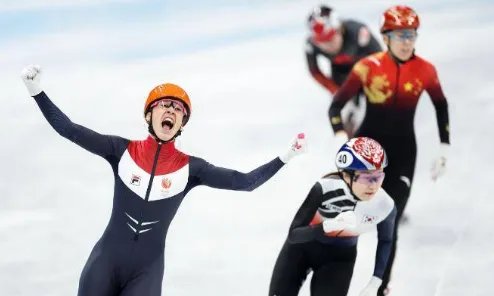中国队夺得短道速滑女子3000米接力铜牌，这支队中都有谁？