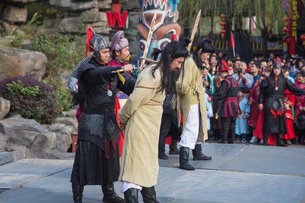 黄文炳是个什么样的人