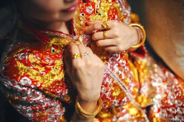 梦到结婚没结成是什么意思 梦见自己结婚不满意哭了