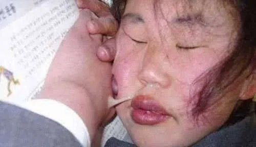 求丑女照片，不要网络红人的，越丑越好