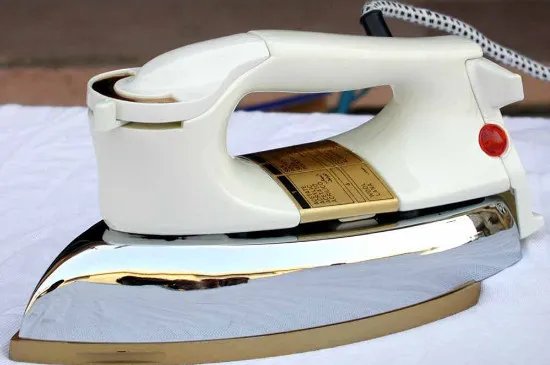 电熨斗怎么用