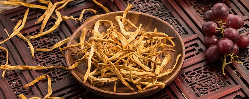 黄花菜的功效与作用 黄花菜图片