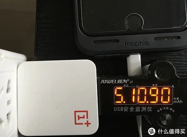 IP8最吸引我的地方，它帮我解决了—Apple 苹果 Mophie  背夹电池充电宝 使用评测
