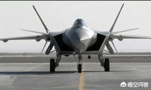 歼-20如果要改进，会有哪些演变方向，可以整体放大变为战斗轰炸机吗？