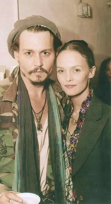 约翰尼德普的老婆的照片