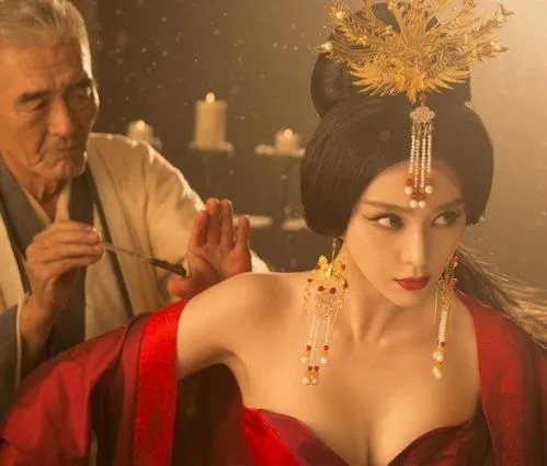 武媚娘传奇低胸剧照尺度大 各个美艳看了直流鼻血