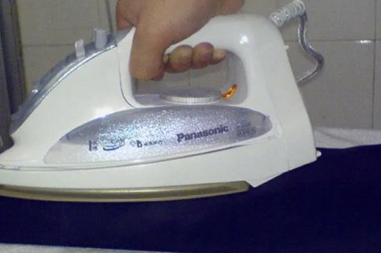 电熨斗怎么用