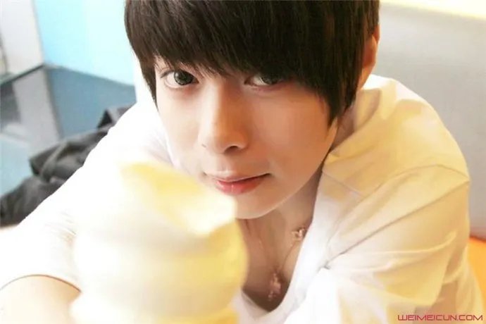 单色凌现在的照片 单色凌为什么不火