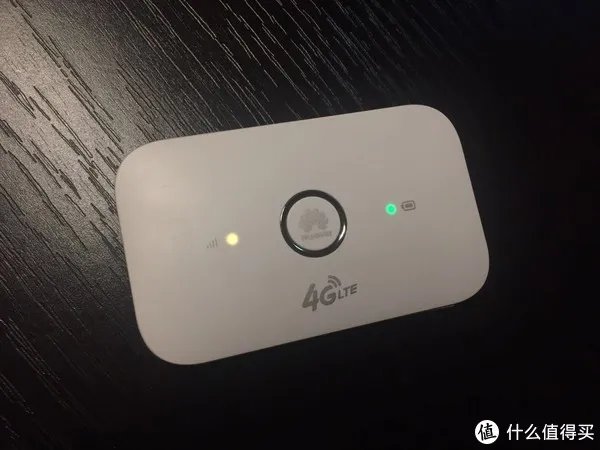 无限流量卡的好朋友 — 紫米 MF885 无线4G路由器