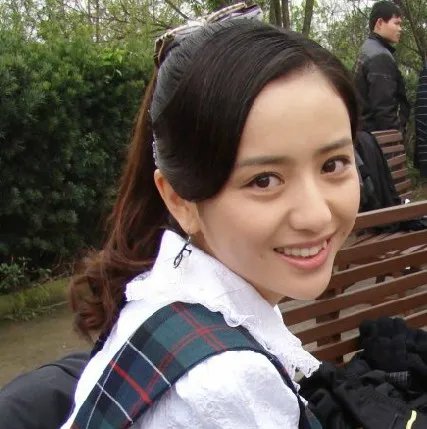 佟丽娅整容前后照片是真的吗 被潜规则事件曝光