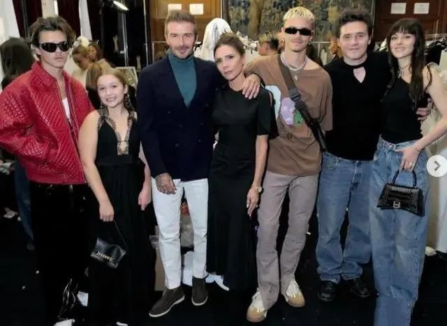 贝克汉姆一家人的图片？