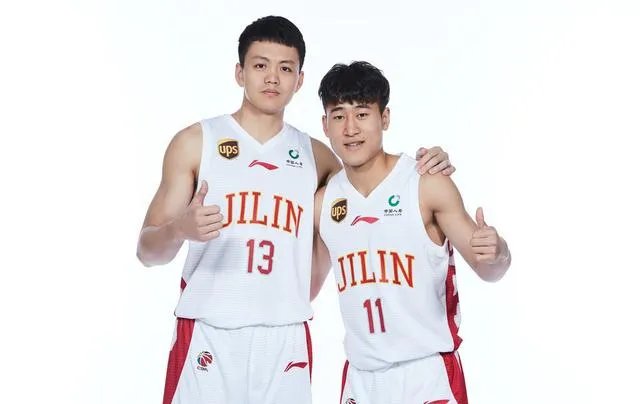 姜宇星和姜伟泽谁更有成为巨星的潜质?谁能先进国家队?