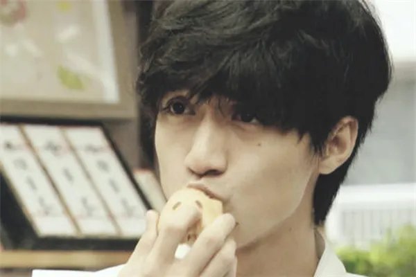 10大日本高颜值男明星：小栗旬上榜，木村拓哉第一