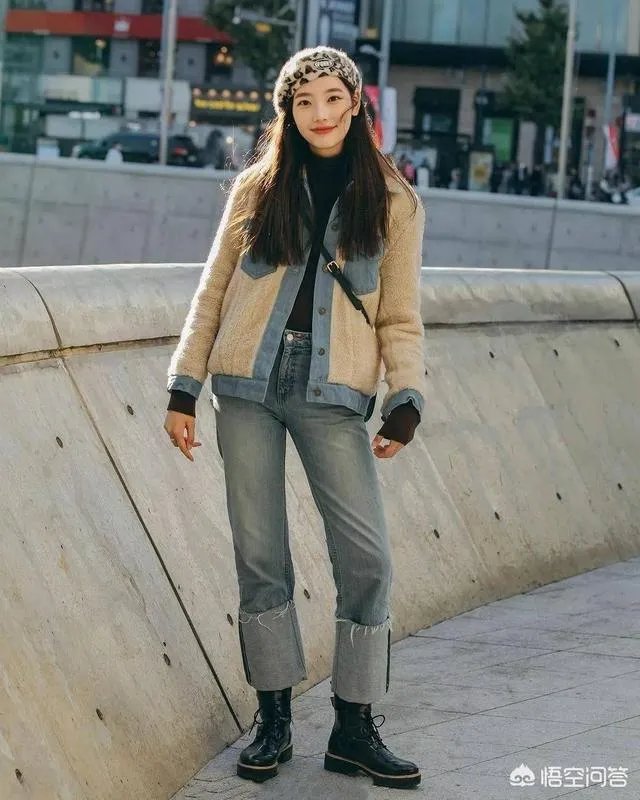 今年秋季流行什么衣服？