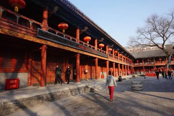 朝阳区在北京的哪个位置