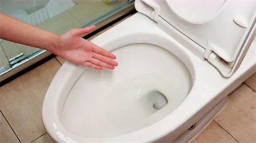 马桶堵了是什么原因