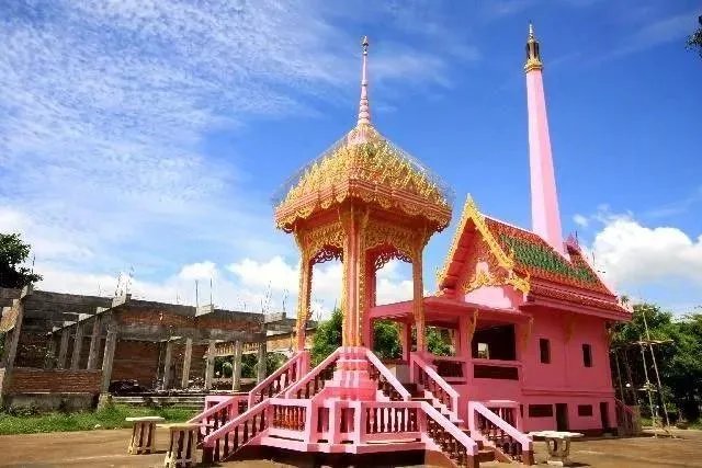 泰国烧尸房也整得跟庙一样，怎样才能区分？