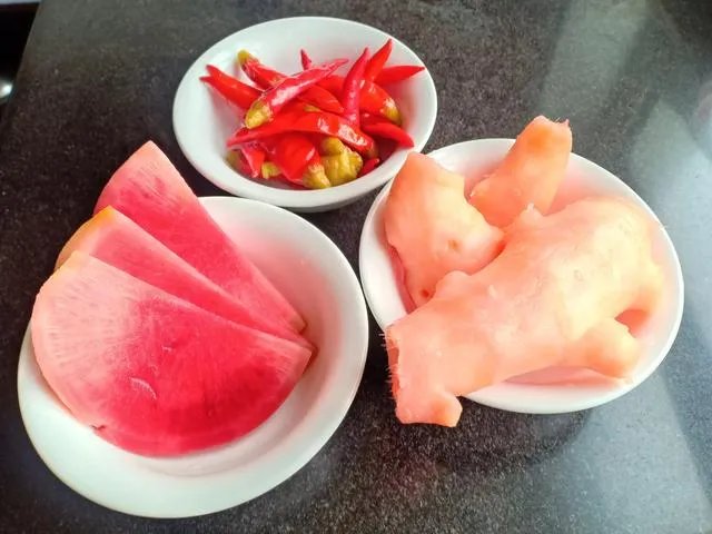 四川泡菜有哪些特点？