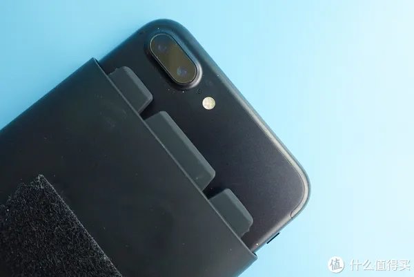 IP8最吸引我的地方，它帮我解决了—Apple 苹果 Mophie  背夹电池充电宝 使用评测