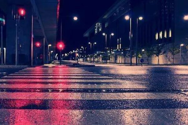 有可能的夜晚这首歌寓意