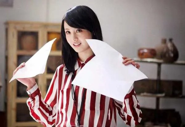 郑爽回应想当网红,这条路可取吗?为什么?