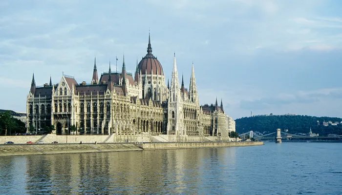 世界上最长的三条河流是哪三条 世界上最长的三条河流是啥