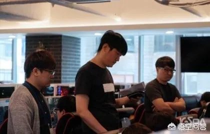 IG新教练“物理属性”曝光，身高193的跆拳道高手，面相“是个狠人”，他能管好IG吗？