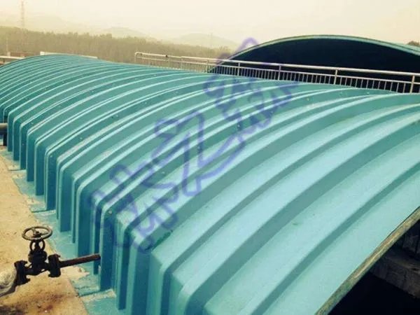 玻璃钢拱形盖板是由哪些组成的？