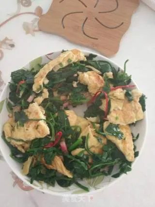 菠菜炒鸡蛋