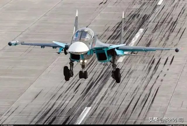 歼-20如果要改进，会有哪些演变方向，可以整体放大变为战斗轰炸机吗？