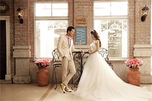 南京拍婚纱照攻略有哪些 南京婚纱照价格一览表