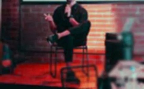 竞选班长的演讲稿