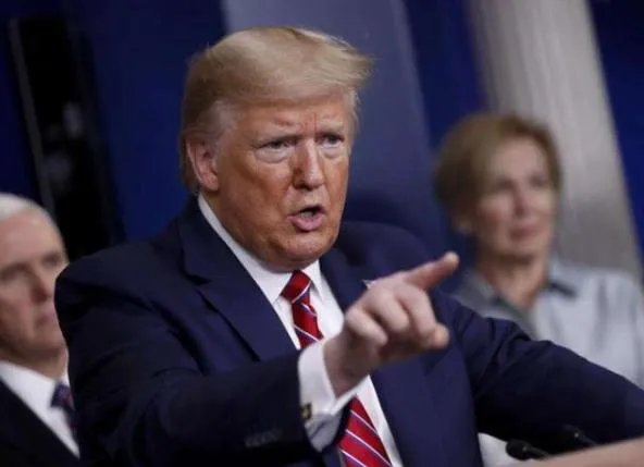 为何有人说瑞典第1个向新冠疫情“投降”，是害人又害己呢？