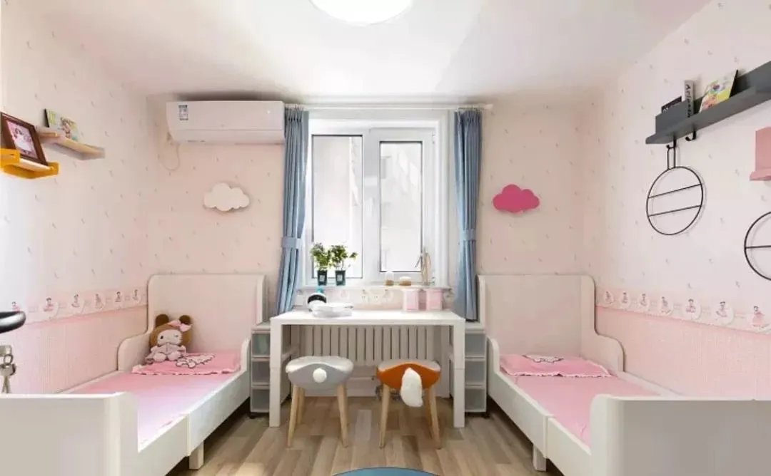 双人床的儿童房相比上下铺，哪个更好？