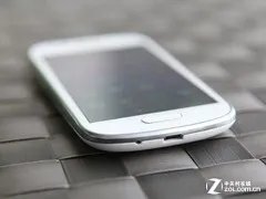 经典小巧智能机 三星i8190N特价1220元