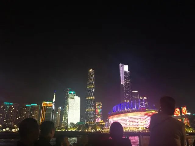 珠江夜游好玩吗